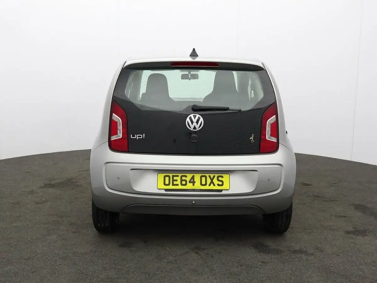 2014-volkswagen-up-10-move-up-59bhp-3d-big-5