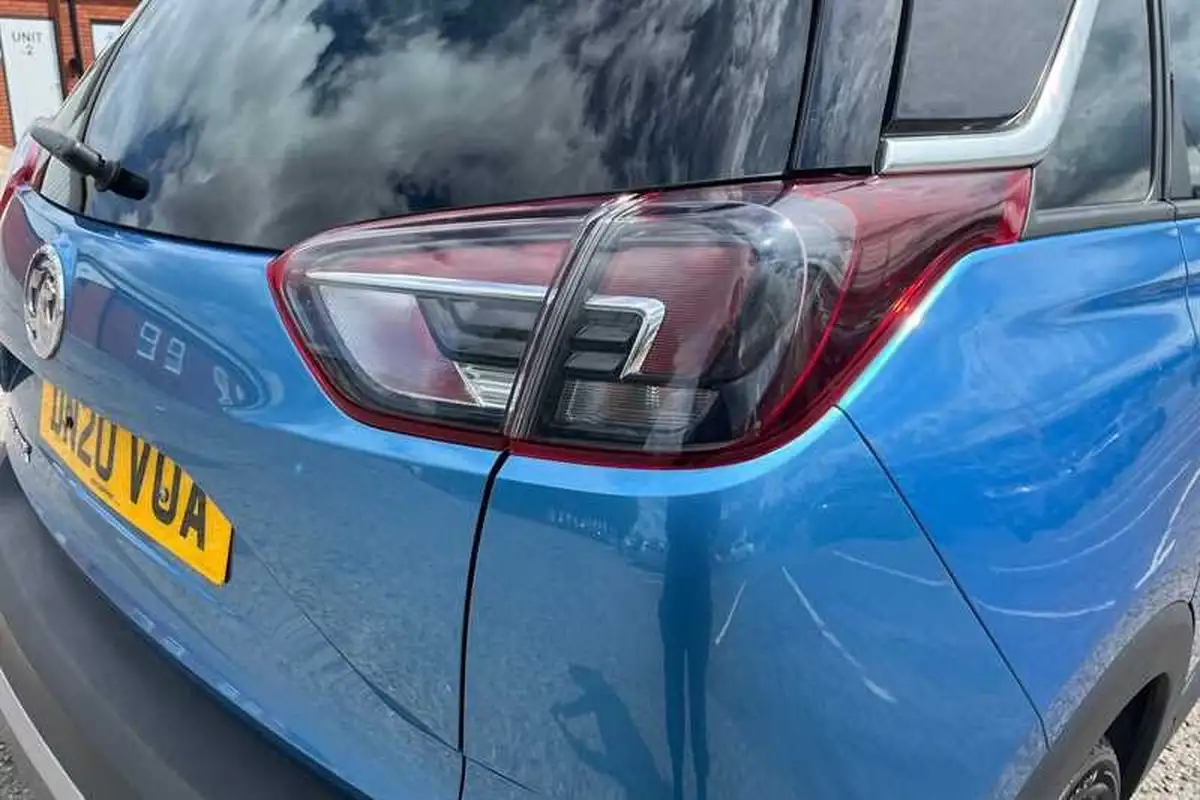 2020-vauxhall-crossland-x-12-elite-130ps-turbo-big-31