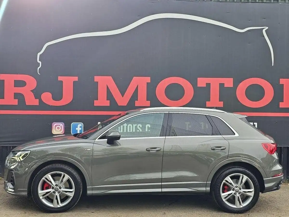 2019-audi-q3-20-40-tfsi-s-line-big-21