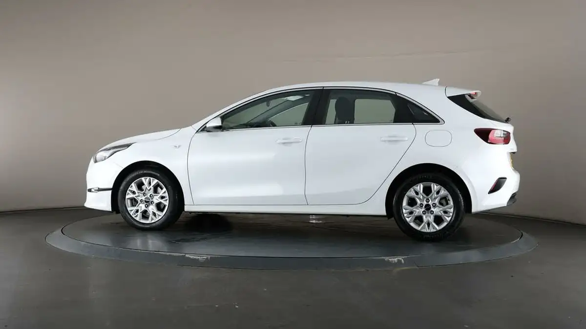 2021-kia-ceed-10-t-gdi-2-hatchback-big-34