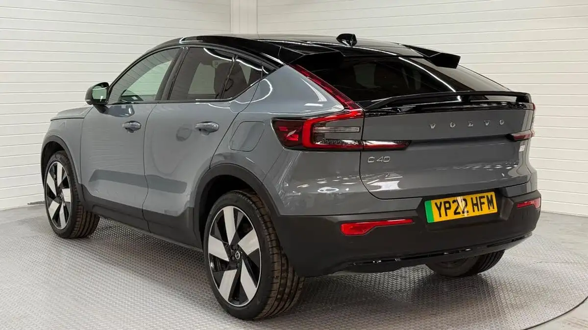 2022-volvo-c40-e-twin-recharge-pro-big-4