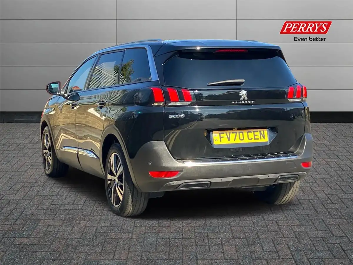 2020-peugeot-5008-suv-12-puretech-allure-big-1