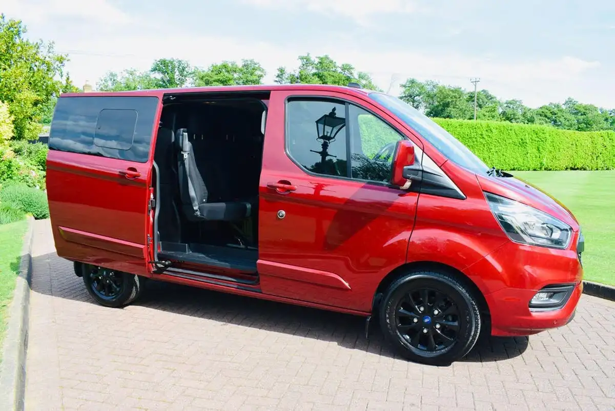 2022-ford-transit-custom-20tdci-300-l1h1-limited-130pseu6dt-double-cab-in-van-big-6
