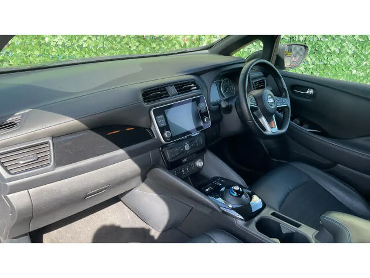 2022-nissan-leaf-e-n-connecta-big-8