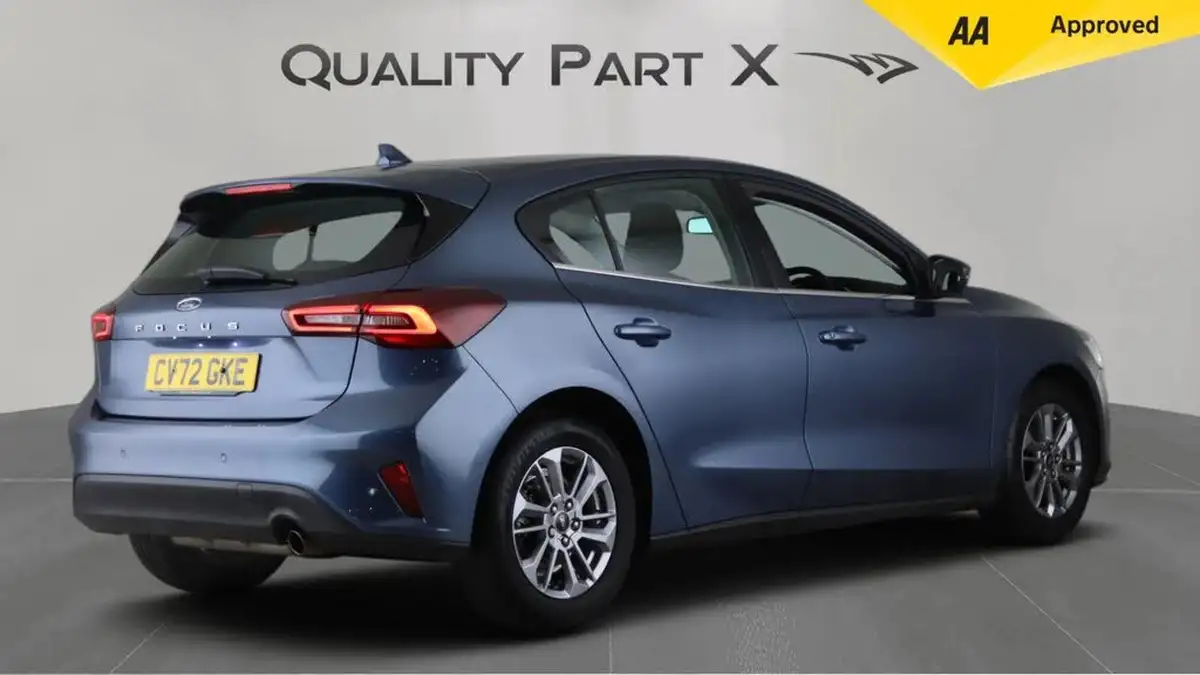 2022-ford-focus-10t-titanium-125ps-hatchback-big-6