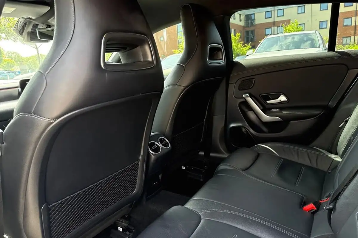 2021-mercedes-benz-cla-13-cla-180-amg-line-premium-plus-shooting-brake-5d-big-33