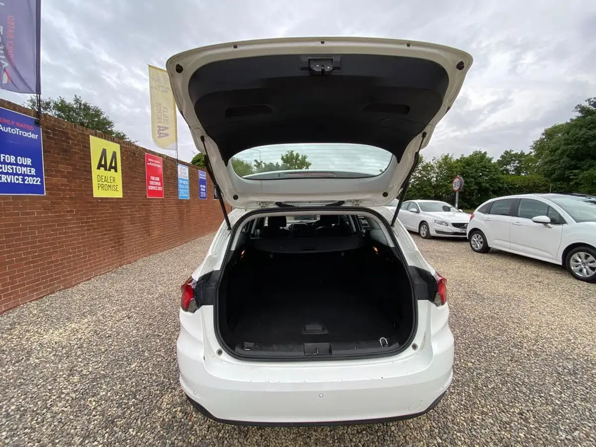 2019-fiat-tipo-16multijet-ii-lounge-ss-station-wagon-big-45
