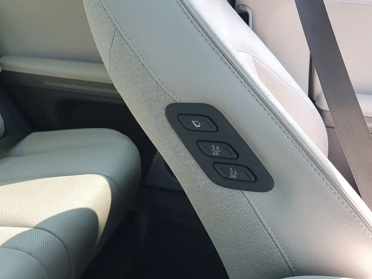 2023-hyundai-ioniq-5-e-namsan-edition-228ps-rwd-big-38