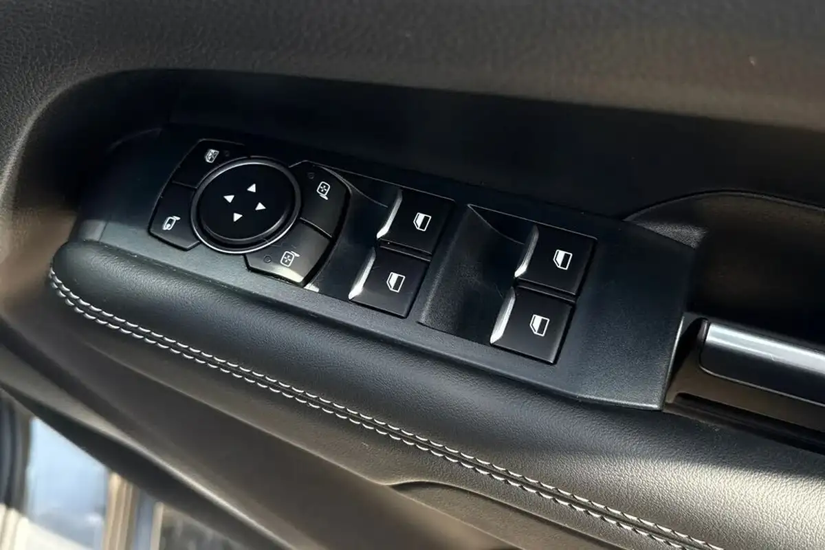 2024-volkswagen-amarok-20tdi-style-4motion-big-19