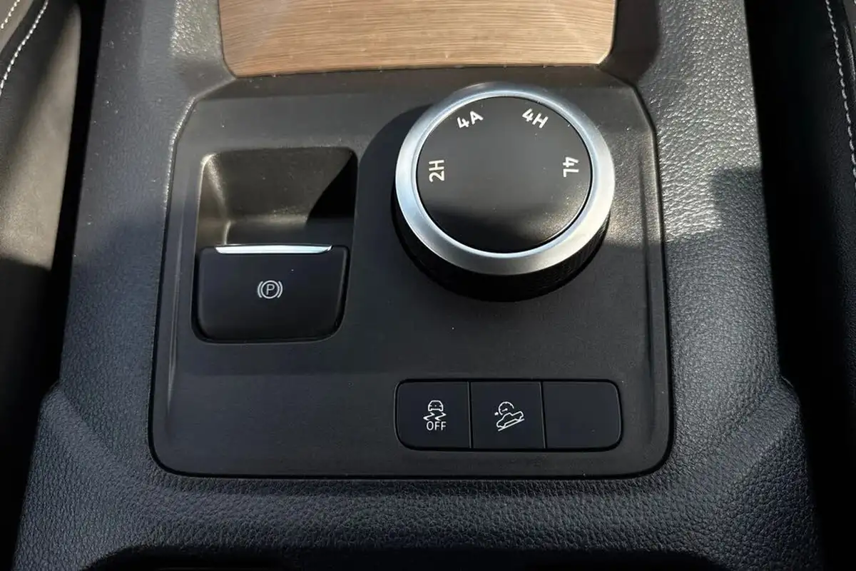 2024-volkswagen-amarok-20tdi-style-4motion-big-43