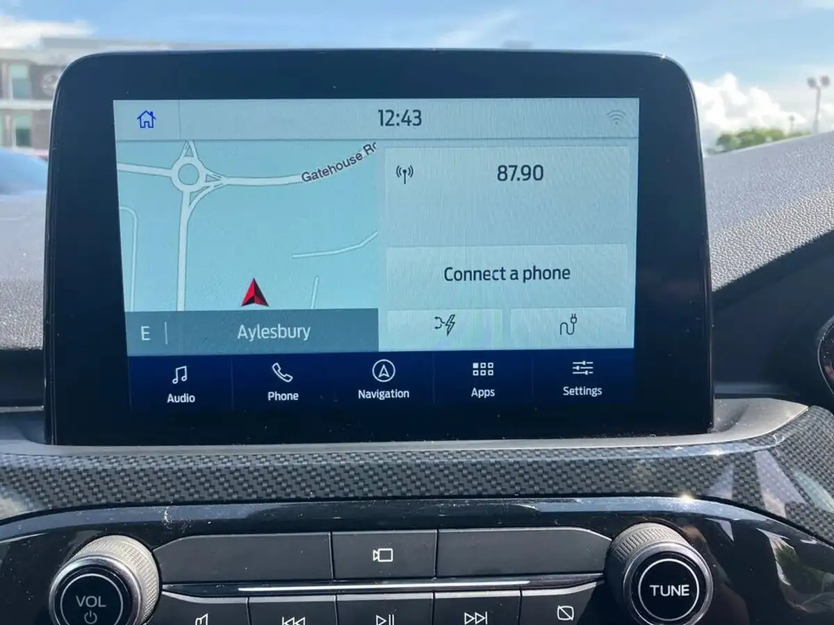 2022-ford-kuga-big-10