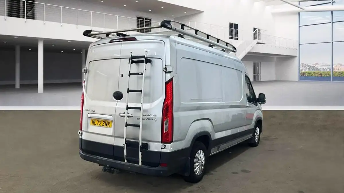 2022-maxus-deliver-9-20tdi-l3h2-lux-big-8