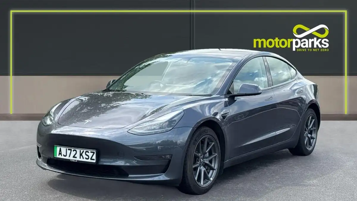 2022-tesla-model-3-e-long-range-big-6