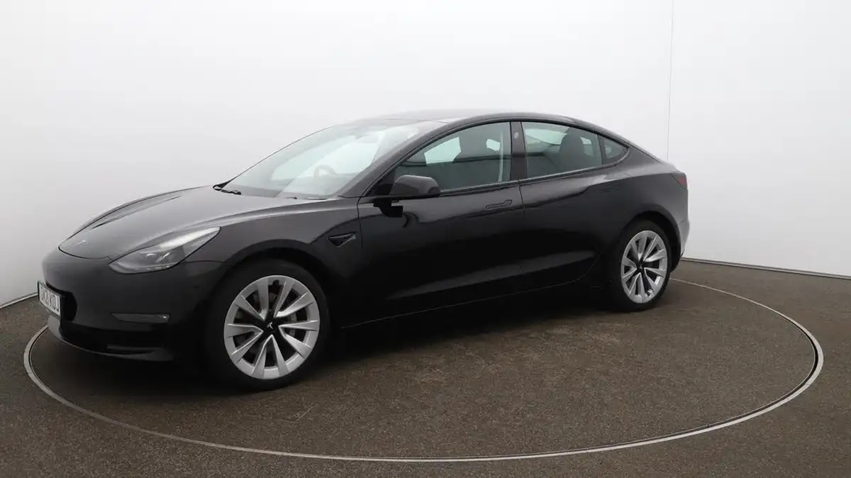 2021-tesla-model-3-e-long-range-4x4-big-70