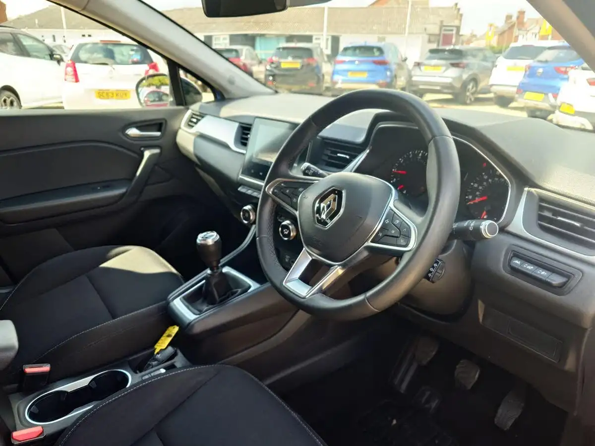 2021-renault-captur-13-tce-iconic-130bhp-big-31