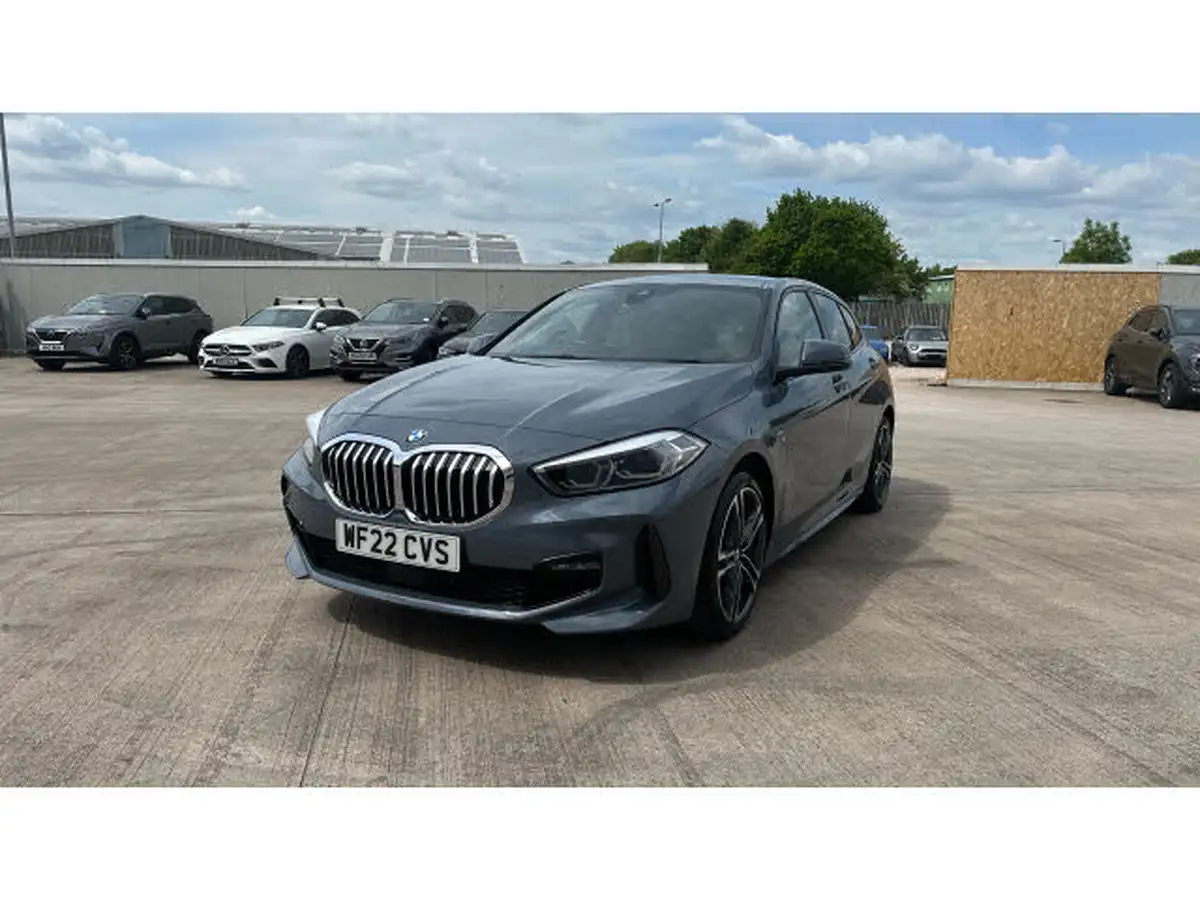 2022-bmw-1-series-15-118i-m-sport-lcp-dct-big-24