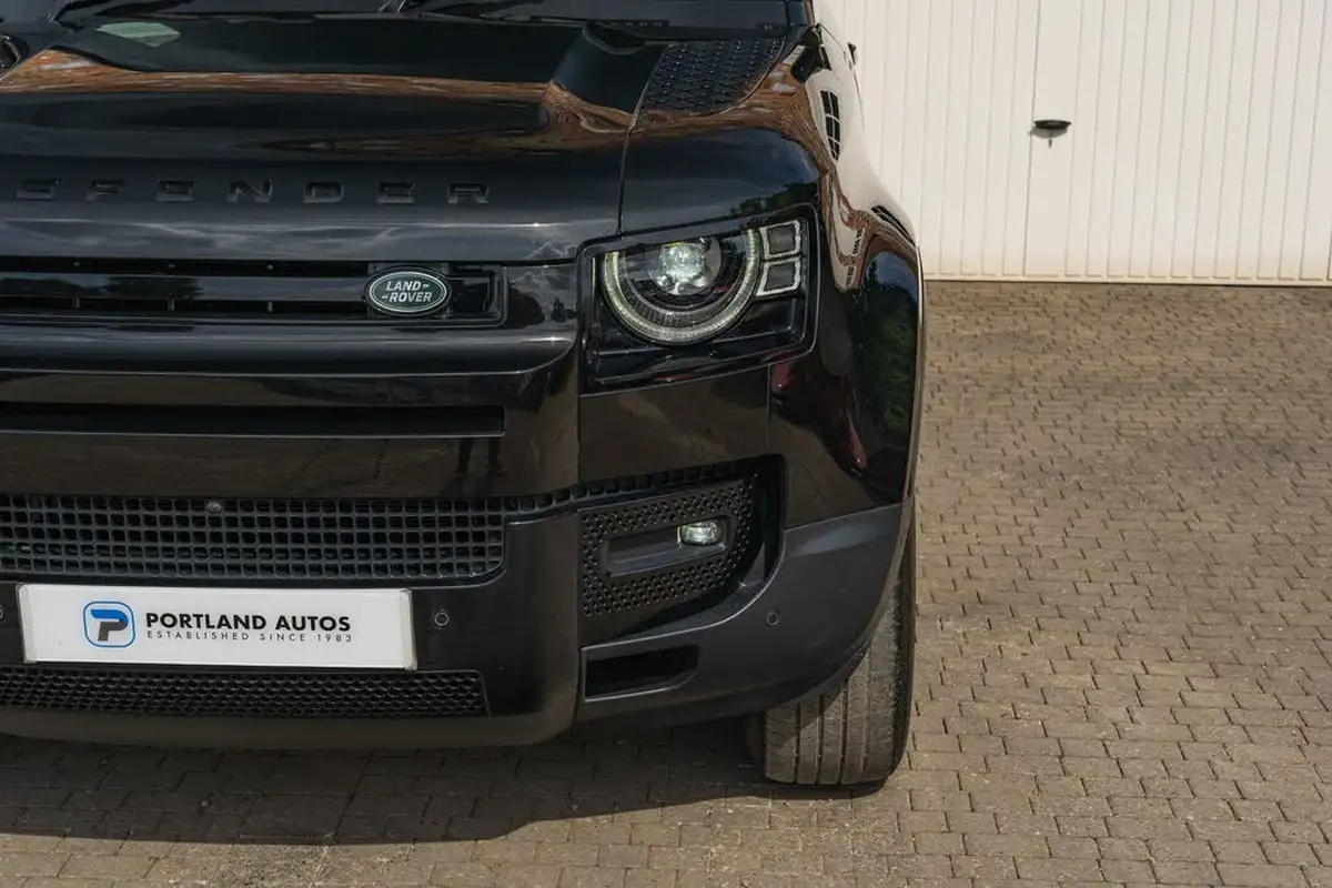 2022-land-rover-110-defender-30-d250-hard-top-se-110-2997cc-big-12