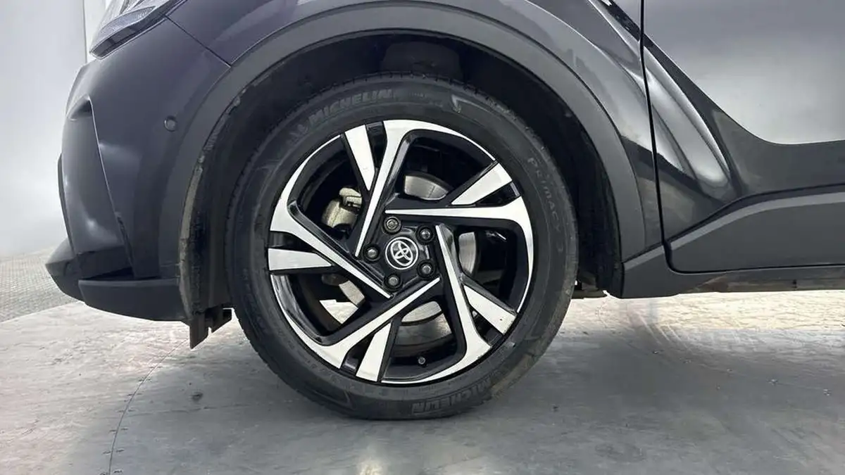 2023-toyota-c-hr-20-vvt-i-design-big-10