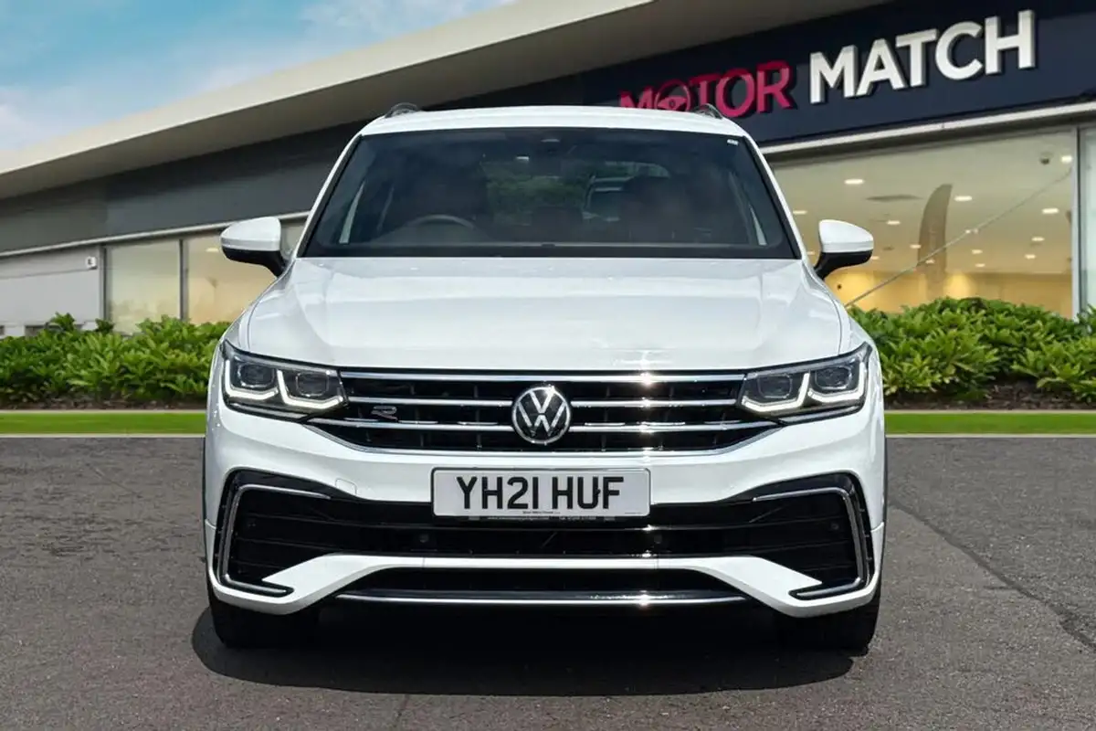 2021-volkswagen-tiguan-15-tsi-r-line-big-5