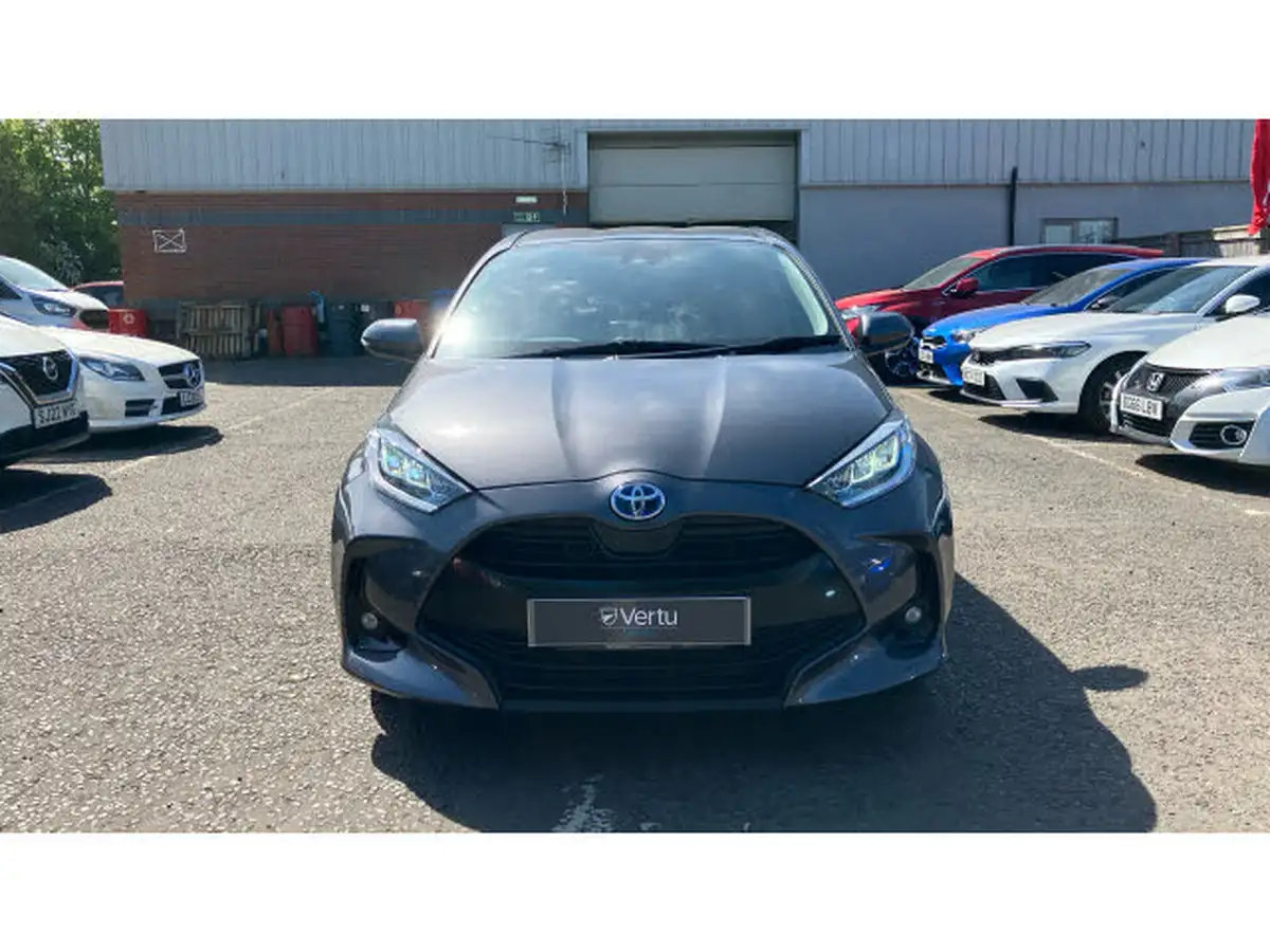 2022-toyota-yaris-15-vvt-i-design-big-29