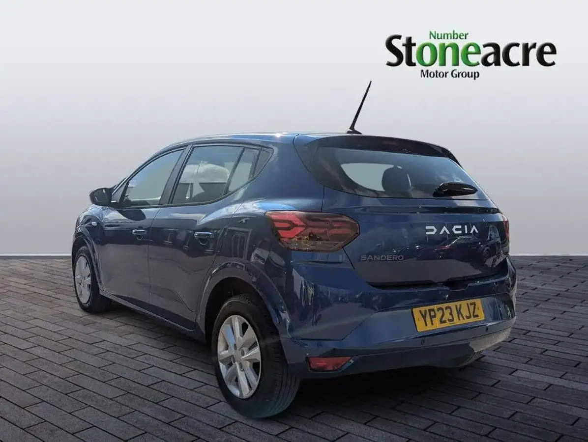 2023-dacia-sandero-10-tce-expression-100bhp-bi-fuel-big-3
