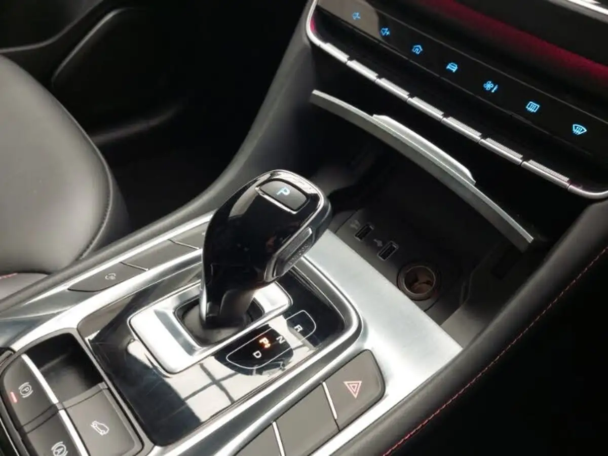 2023-mg-hs-15t-gdi-trophy-258ps-plug-in-hybrid-auto-big-16