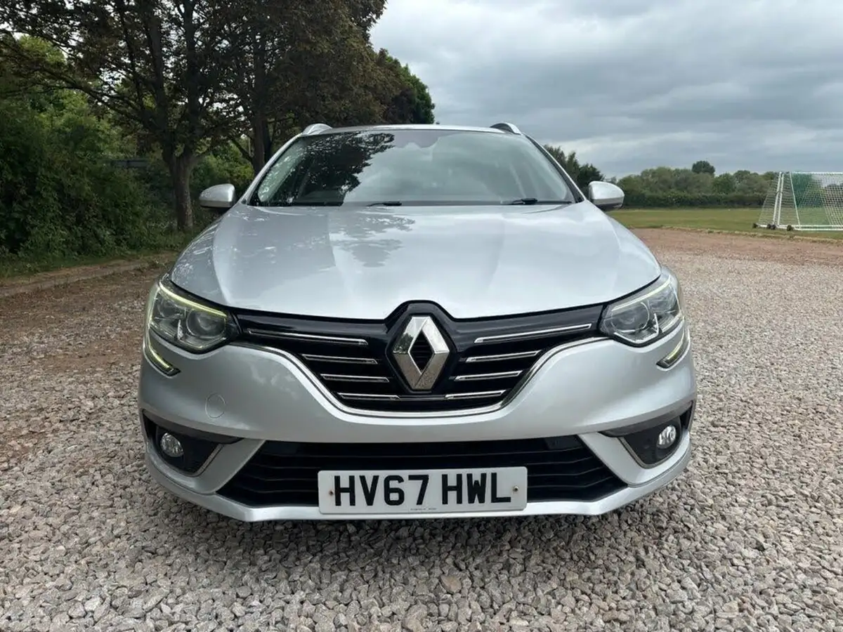 2017-renault-megane-15dci-dynamique-s-nav-sport-tourer-big-10