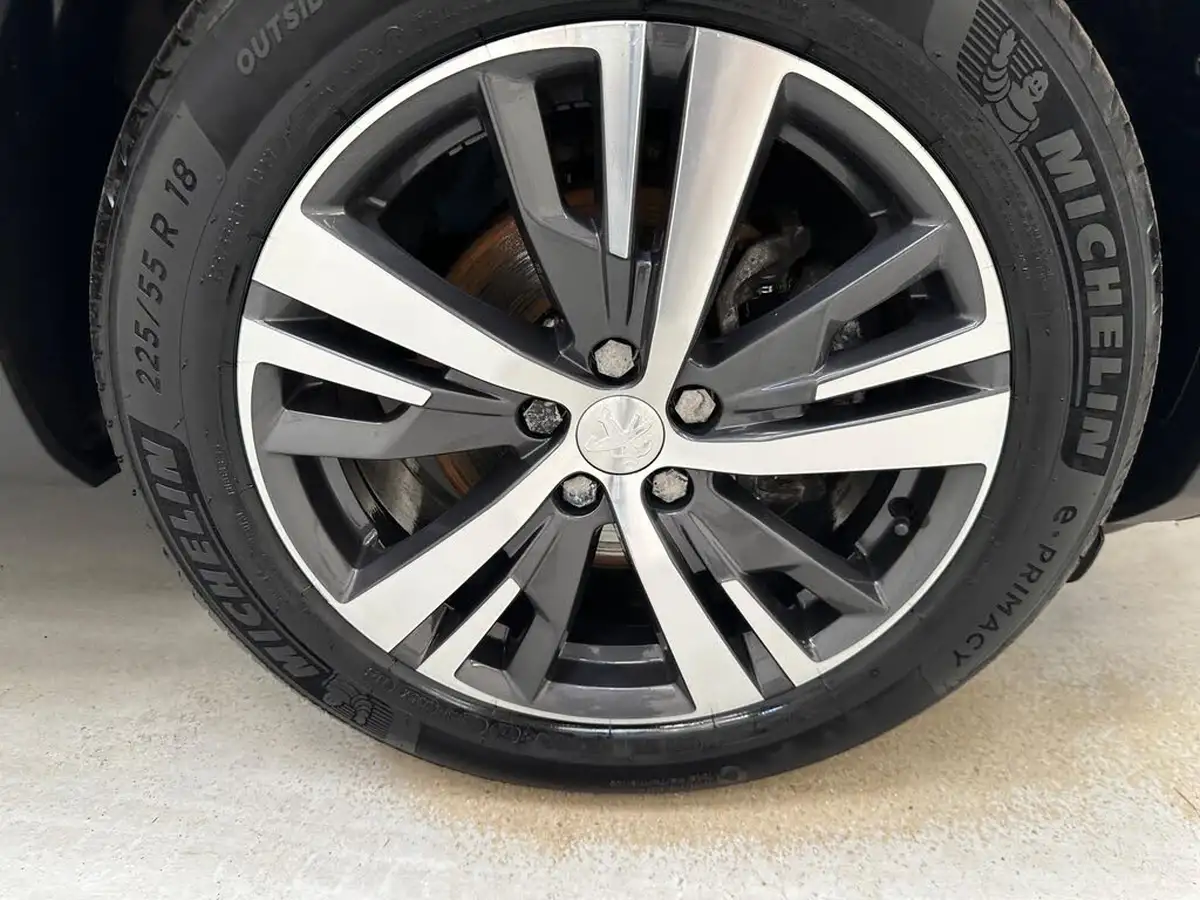2022-peugeot-3008-suv-12-puretech-allure-premium-big-34