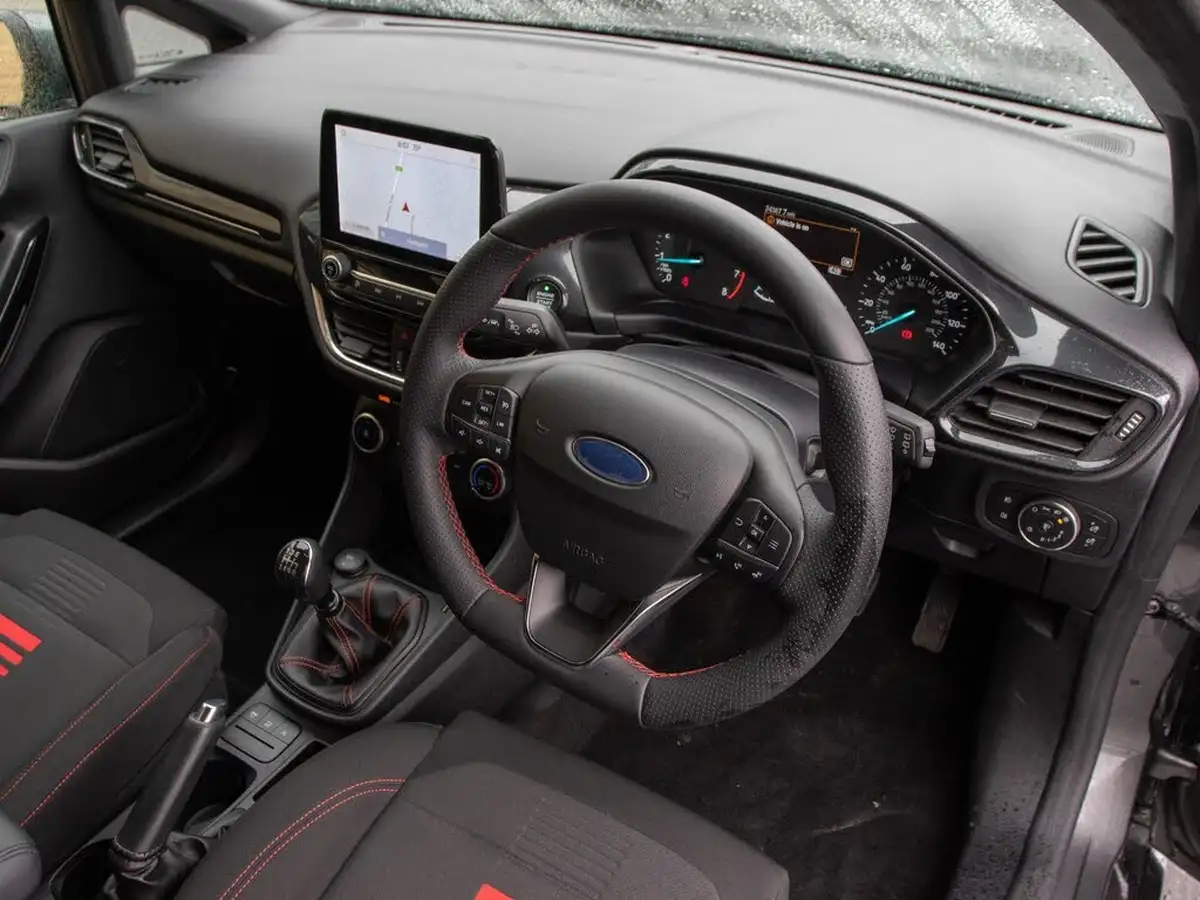 2022-ford-fiesta-10t-st-line-155ps-hybrid-mhev-5d-big-3