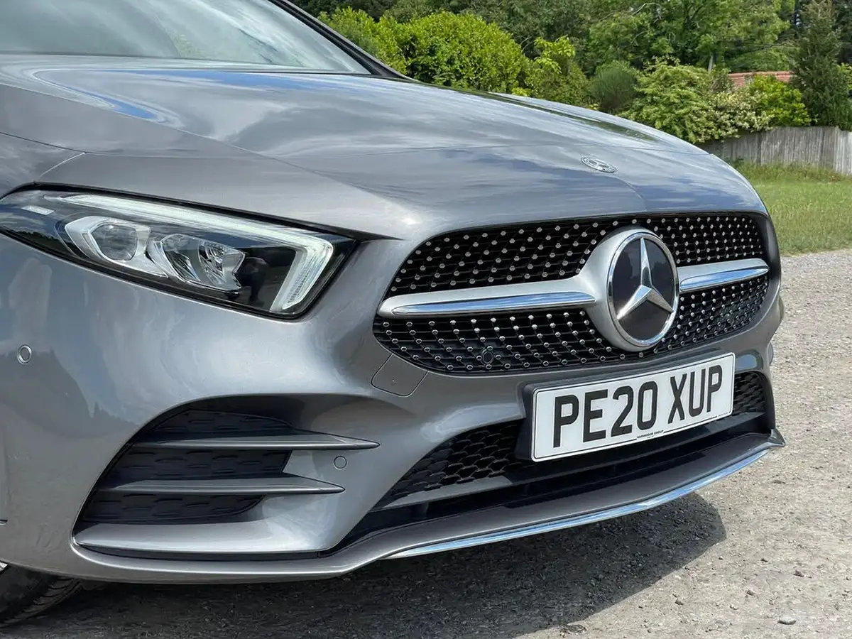 2020-mercedes-benz-a-class-13-a250e-amg-line-premium-hatchback-5d-big-50