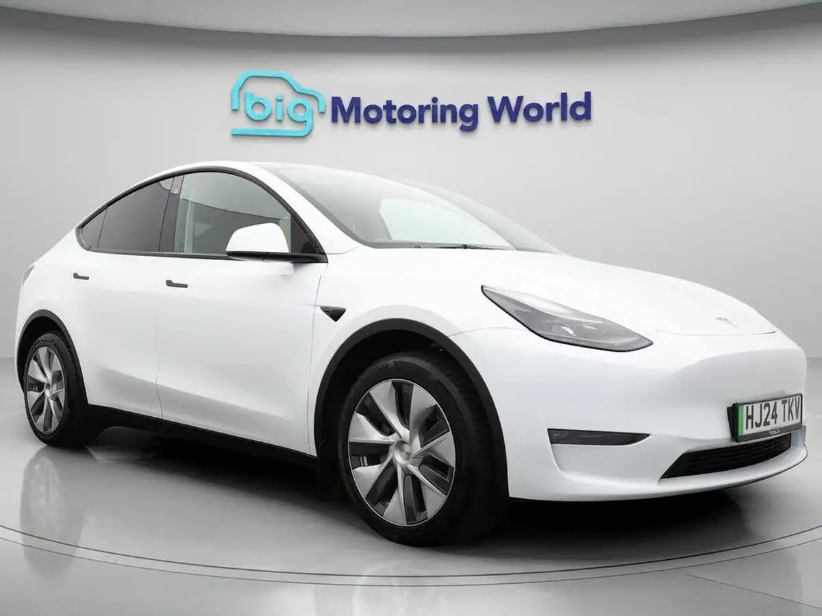 2024-tesla-model-y-e-long-range-306bhp-awd-big-0