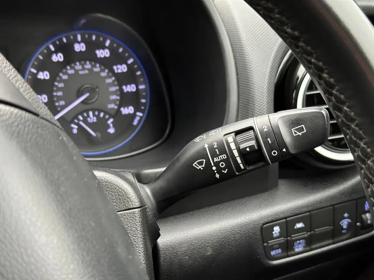 2020-hyundai-kona-16-gdi-premium-big-45