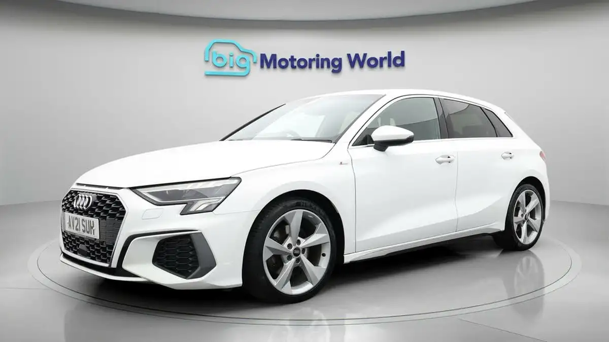 2021-audi-a3-15-35-tfsi-s-line-sportback-5d-tronic-big-3