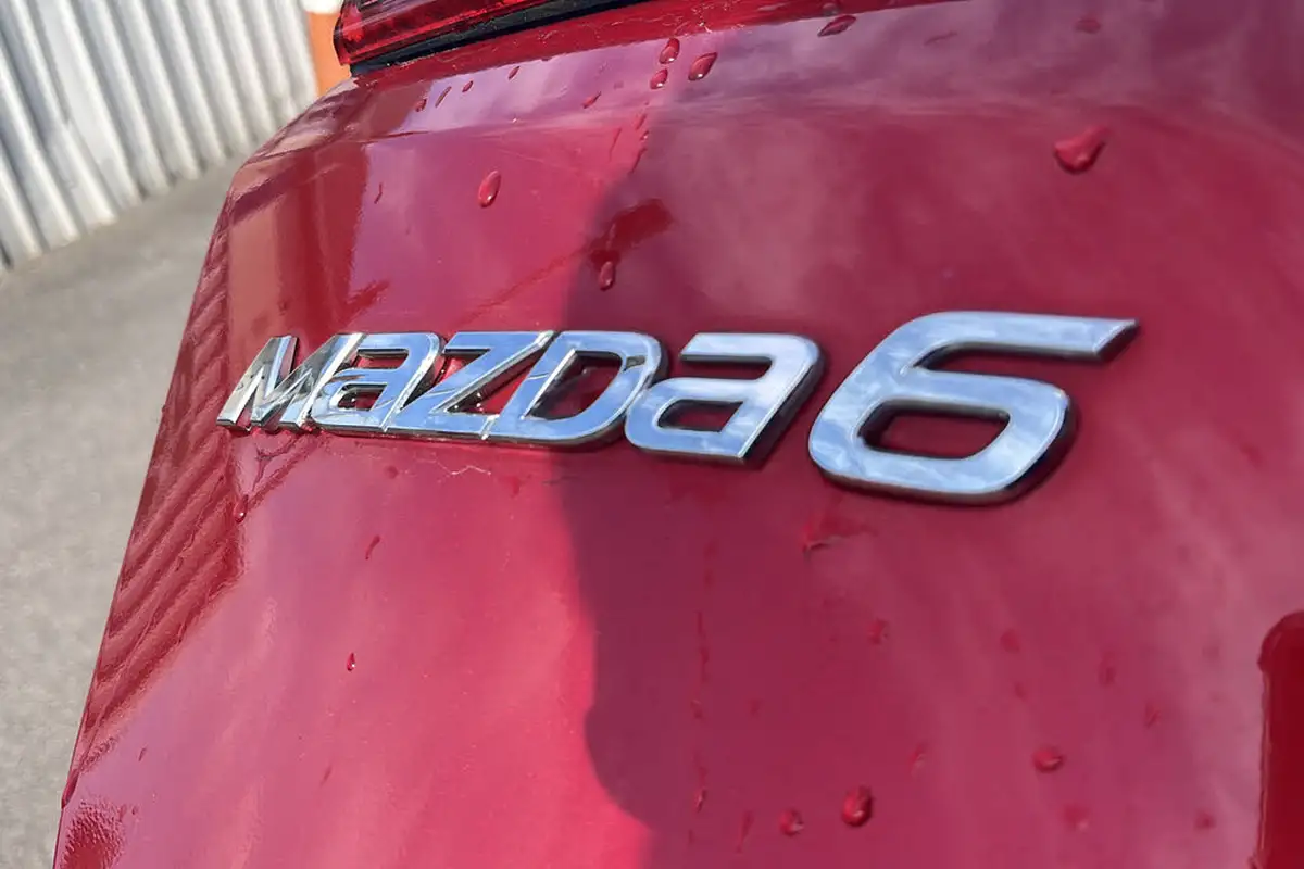 2016-mazda-mazda6-22td-sport-nav-175ps-skyactiv-d-tourer-5d-auto-big-27