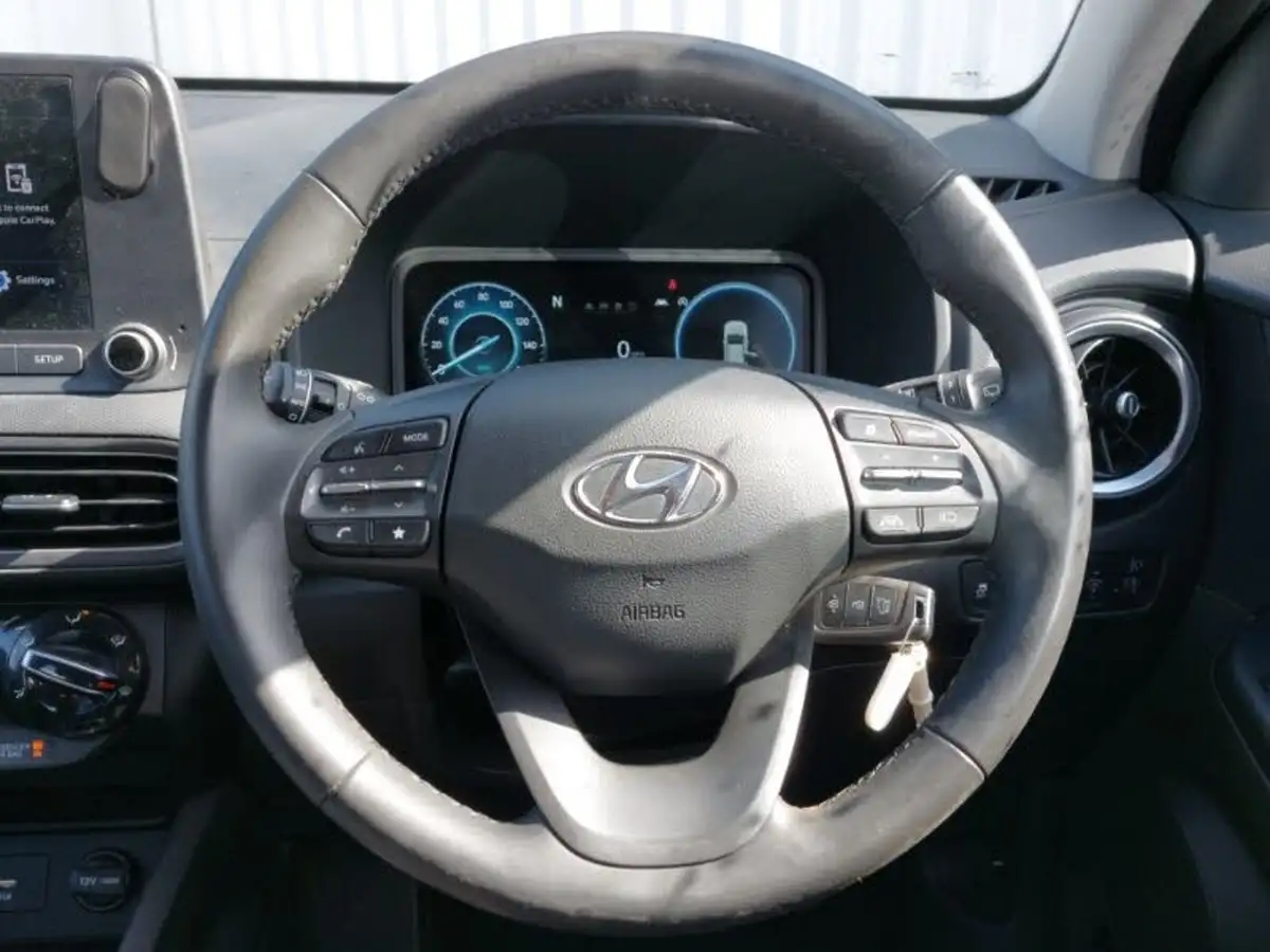 2022-hyundai-kona-10-t-gdi-se-connect-big-9