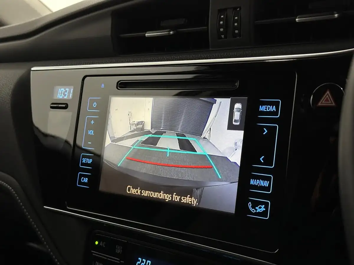 2018-toyota-auris-18-vvt-i-hsd-excel-hatchback-big-23