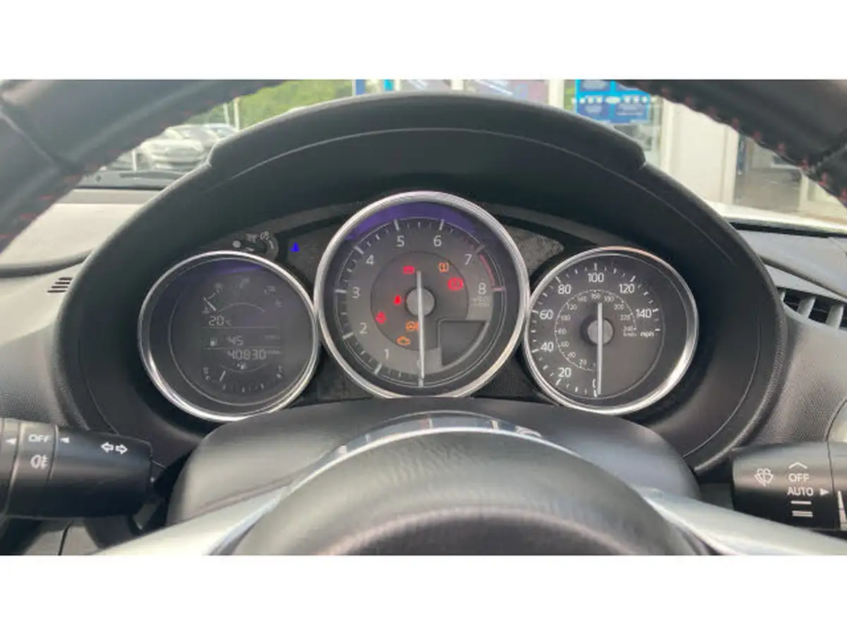 2015-mazda-mx-5-20-sport-big-21