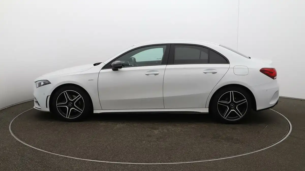 2022-mercedes-benz-a-class-13-a180-amg-line-executive-edition-saloon-4d-7g-dct-big-64