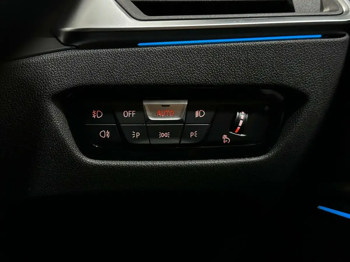 2021-bmw-3-series-20-330e-m-sport-touring-5d-big-15