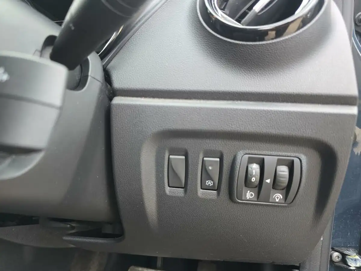 2016-renault-captur-15dci-dynamique-nav-90bhp-edc-auto-big-28