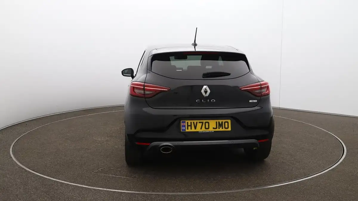 2020-renault-clio-13-tce-rs-line-big-59