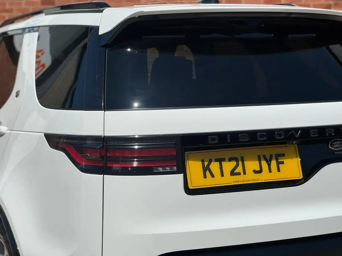 2021-land-rover-discovery-30-d300-r-dynamic-se-big-5