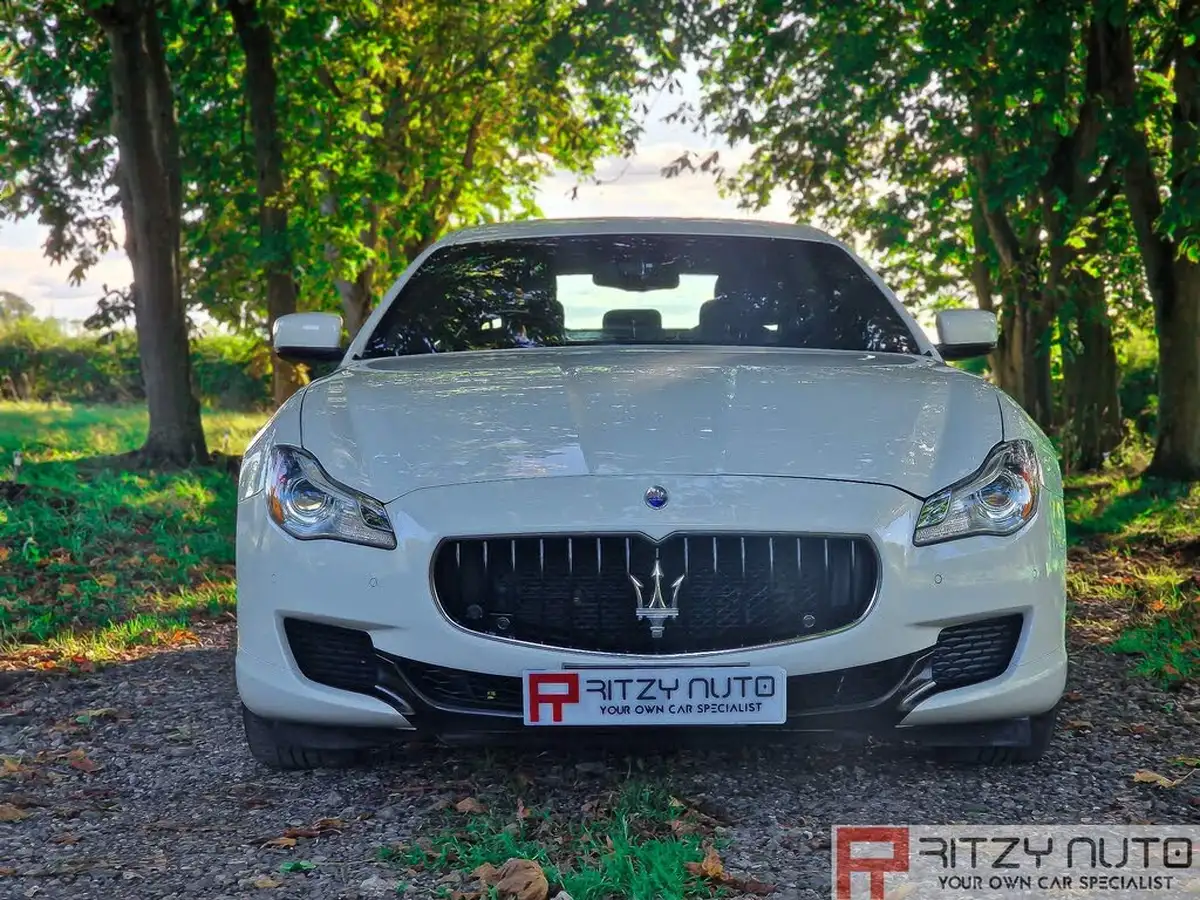 2016-maserati-quattroporte-30td-big-23