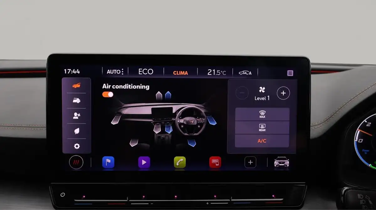 2021-cupra-formentor-14-e-hybrid-vz1-big-12