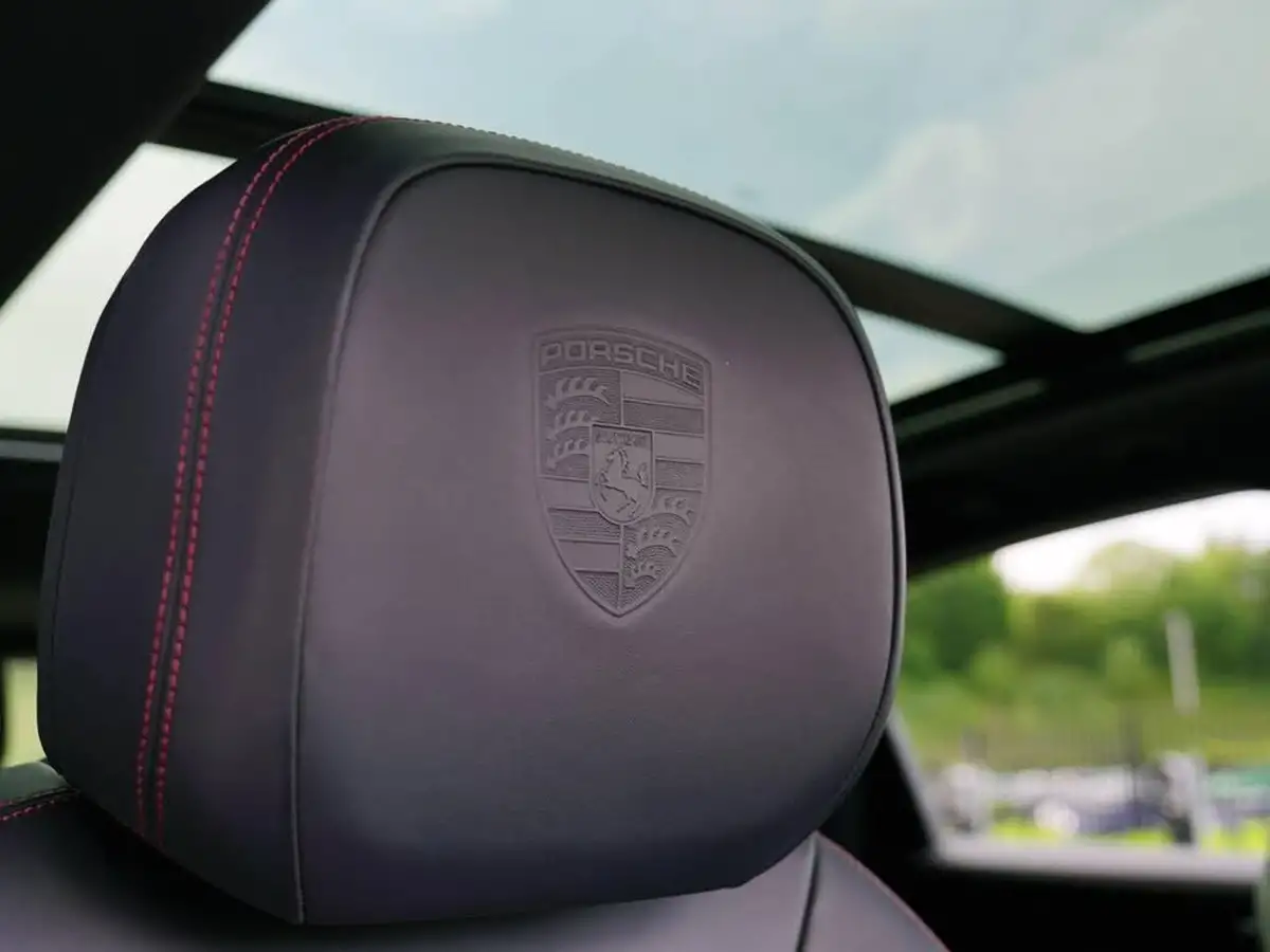 2022-porsche-cayenne-30-v6-e-hybrid-platinum-edition-462ps-station-wagon-big-15