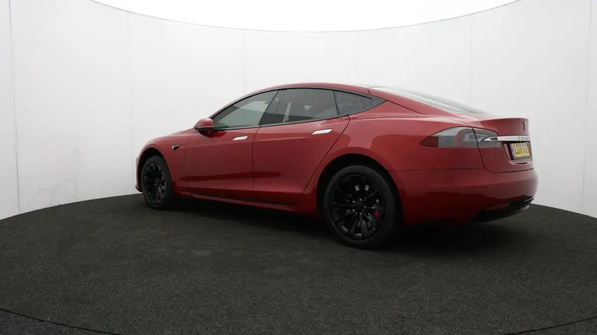 2018-tesla-model-s-e-100d-big-64