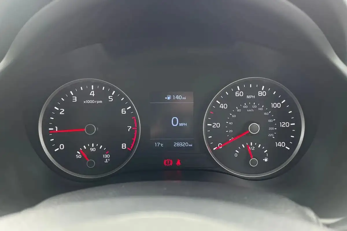 2019-kia-stonic-10-t-gdi-2-big-24