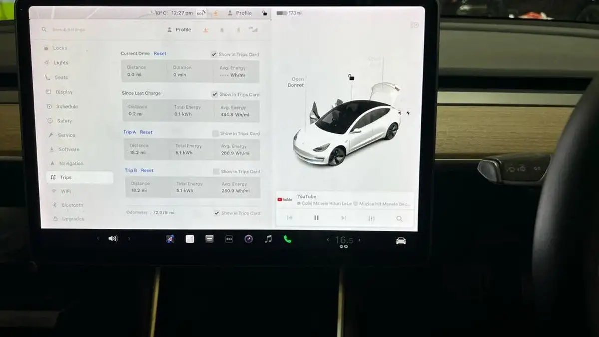 2020-tesla-model-3-e-long-range-big-11