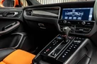 2023-porsche-macan-20-small-24