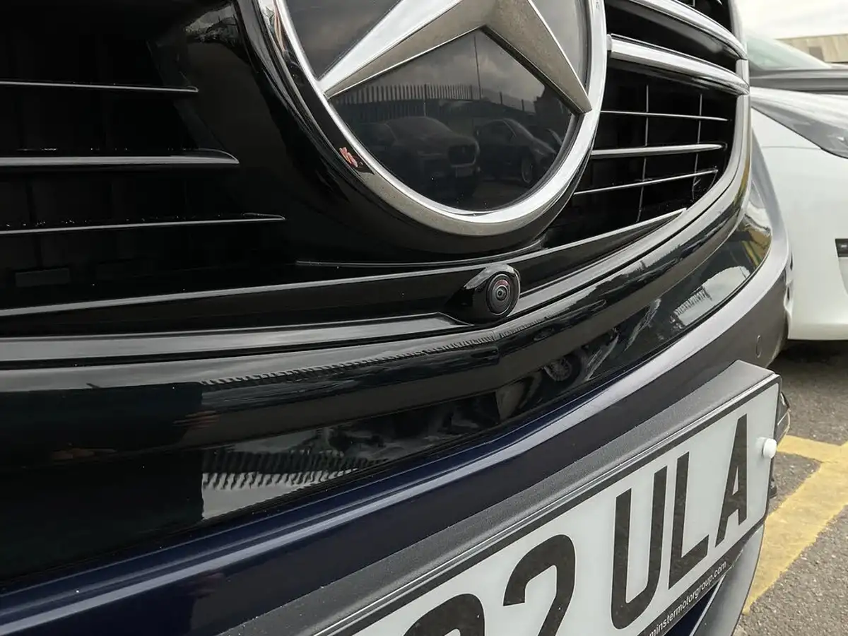 2022-mercedes-benz-eqc-e-eqc-400-amg-line-premium-plus-big-36
